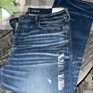 American Eagle Men’s AirFlex+ Jeans